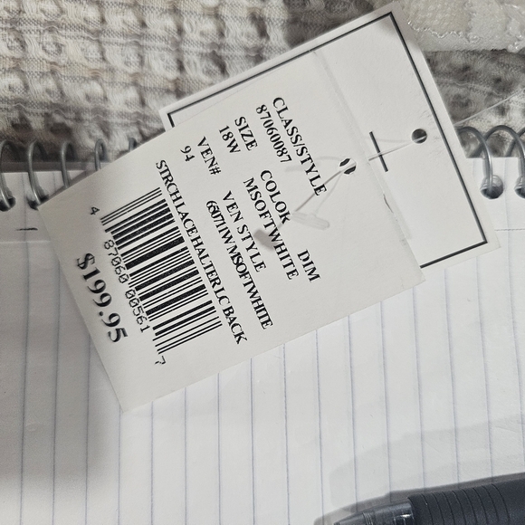 Elegant White Halter Dress - Picture 4 of 5